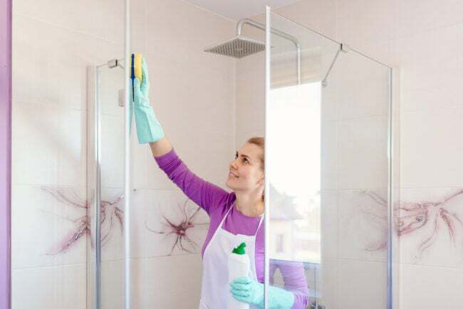 ako vyčistiť sprchu