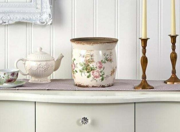 Opção de produtos para casa vintage Vaso de cerâmica branco quase natural para casa de fazenda