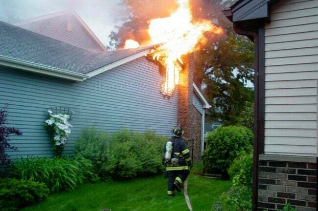 O seguro dos locatários cobre incêndio