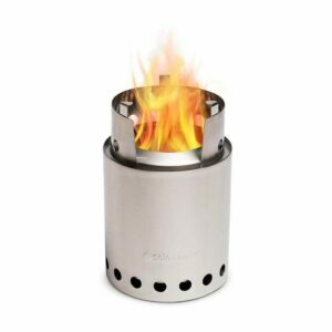 Najboljša možnost brezdimnega ognjišča: samostojna peč Titan - lahka taborna peč za 2-4 osebe