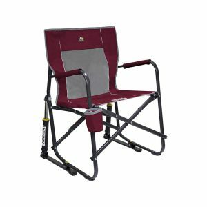 A melhor opção de cadeira dobrável: GCI Outdoor Freestyle Rocker Folding Chair