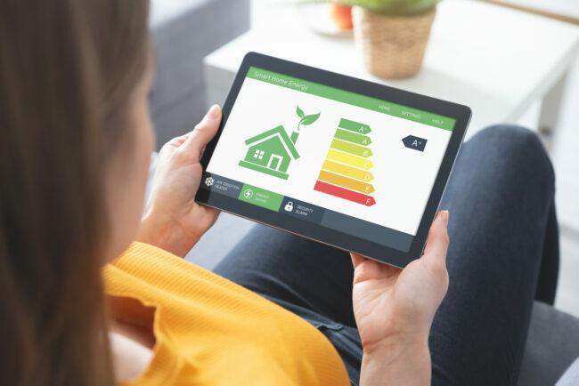Мобилно приложение за енергийна ефективност на екрана, еко къща