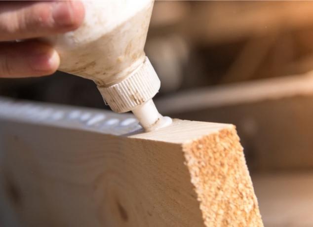 ¿Cuánto tiempo tarda el pegamento para madera en secarse?