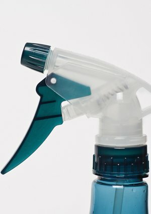 Hoe maak je een suède bank schoon - Spray Cleaner 