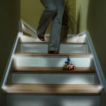 Силваниа ЛЕД осветљење степеништа и ходника