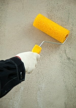 Hoe beton te schilderen - Roller