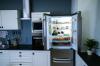 2021年にあなたの台所のための最もよい底の冷凍庫の冷蔵庫の選択