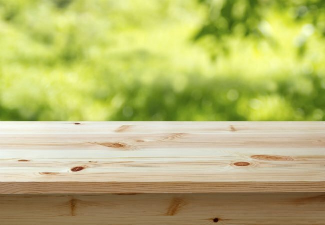 Cómo resistir la madera: con luz solar y bicarbonato de sodio