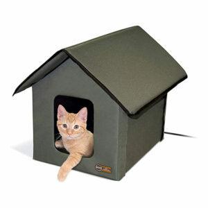 Geriausias kačių prieglaudos variantas: „K&H Pet Products Outdoor Heilded Kitty House“