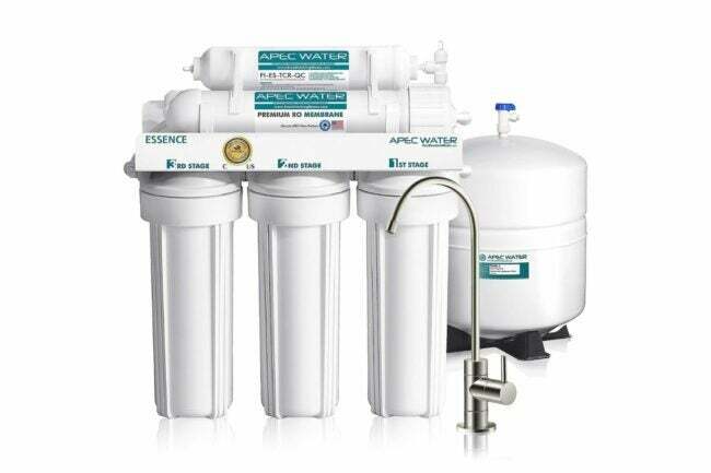 Найкращі фільтри для вашого варіанту пиття: APEC Water Systems ROES-50 Essence Series Top Tier 5-ступенева сертифікована надбезпечна система фільтрів для питної води зворотного осмосу