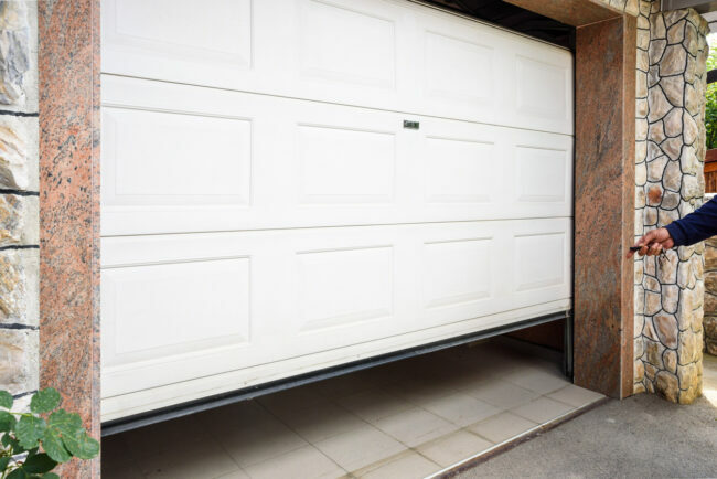 монтаж на отварачка за гаражни врати