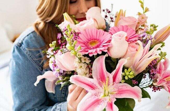 La mejor opción de servicio de entrega de flores: 1-800-Flowers