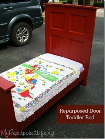 Κρεβάτι παιδικής πόρτας επαναχρησιμοποιημένο