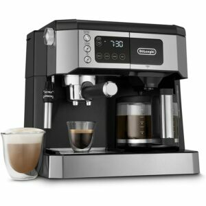 Bedste mulighed for dobbelt kaffemaskine: De'Longhi alt-i-en-kombination kaffemaskine