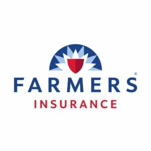 Слова «Страхування фермерів» синьо-червоного кольору з синьо-червоним логотипом компанії на білому тлі.