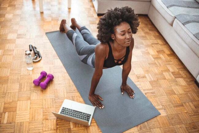  як почистити килимок для йоги 