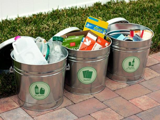 Recyklačné koše pre domácich majstrov - vedrá so štítkom