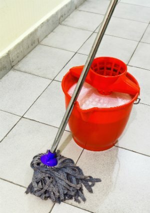 Limpador de chão caseiro - esfregona