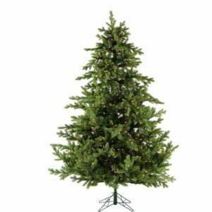 The Lowes Black Friday opció: Fraser Hill Farm 12 láb rókafarkú fenyő előre megvilágított karácsonyfa