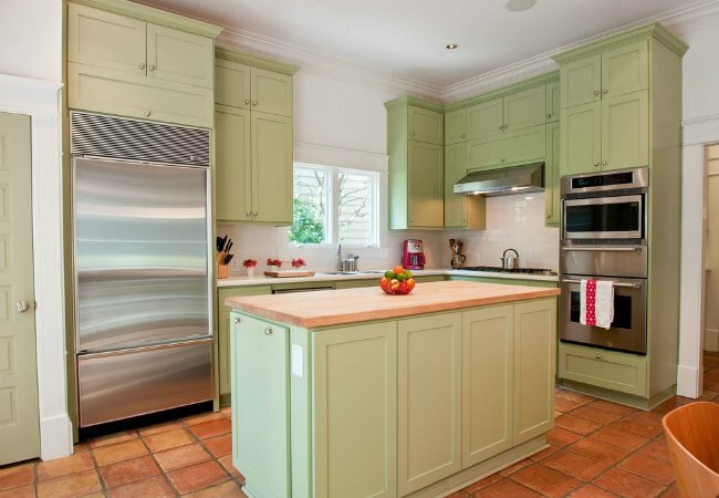 Laminaatkasten schilderen - Groene keukenkasten
