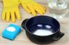 Poltetun kattilan puhdistaminen: 7 yksinkertaista tapaa elvyttää astiat