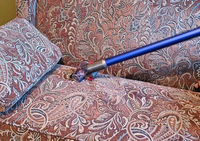 Dyson V11 Perlengkapan pelapis hewan menyedot debu sofa paisley merah anggur