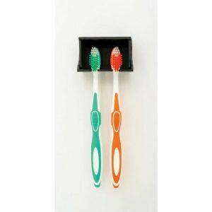 As melhores opções de porta-escovas de dentes: Camco A Pop-A-Porta-escovas montada na parede