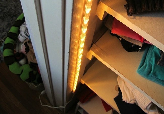 Ideas para armarios pequeños: iluminación para armarios de bricolaje