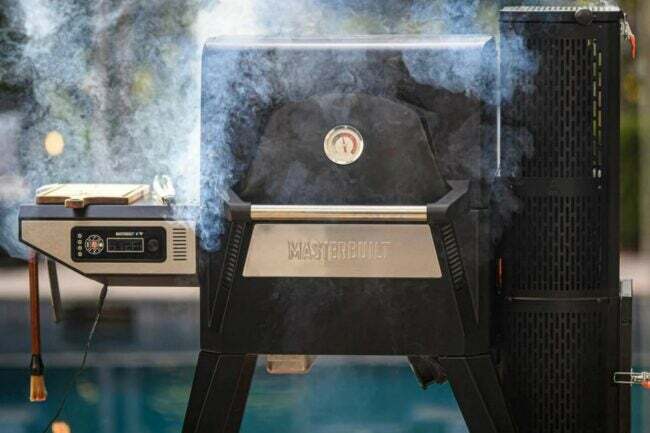 A melhor opção de grelha: Masterbuilt Digital Charcoal Grill Plus Smoker