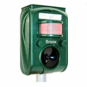 האפשרות הטובה ביותר להרחקת כלבים: Broox Solar Ultrasonic Animal Repeller