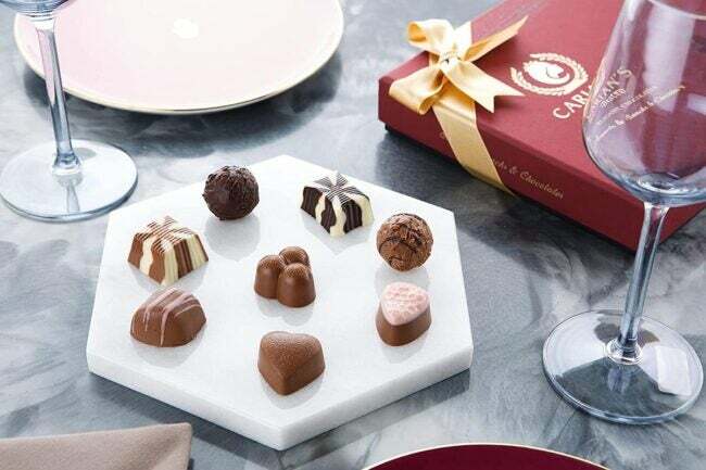 Opção de presentes baratos para o dia das mães: caixa de presente Carian's Bistro Belgium Chocolates