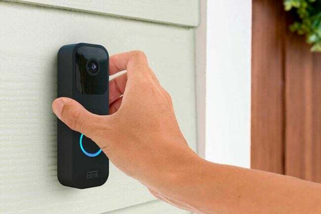 „Roundup Amazon 1124“ pasiūlymai: „Blink Video Doorbell“ + lauko kamerų sistema