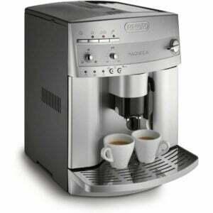 コーヒー愛好家のための最高のギフトオプション：De'Longhi Magnifica Espresso＆Coffee Machine