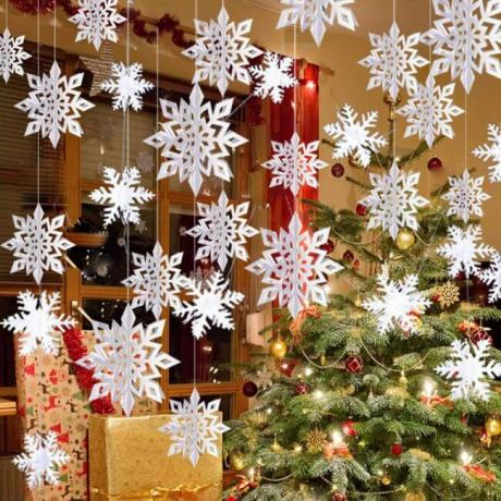 Amazon-božični-dekor-papir-snežinke.