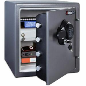 Geriausios ugniai atsparios seifo parinktys: „SentrySafe SFW123GDC Fireproof Safe“