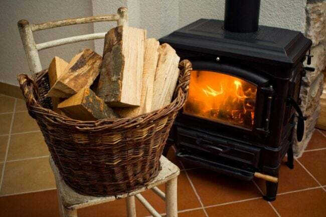 Разходи за монтаж на печка на дърва
