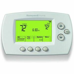 სახლის თერმოსტატის საუკეთესო პარამეტრები: Honeywell Home Wi-Fi 7 დღიანი თერმოსტატი (RTH6580WF)