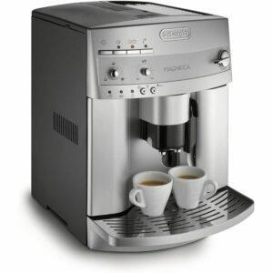 Najlepší kávovar s možnosťami mlynčeka: automatický espresso/kávovar De’Longhi ESAM3300