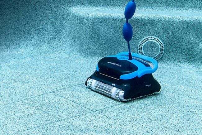 Optie voor de beste schoonmaakproducten Dolphin Nautilus CC Plus Robotic Pool Cleaner