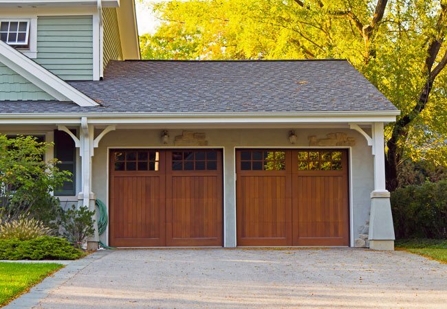 Hoe een garagedeur te isoleren?