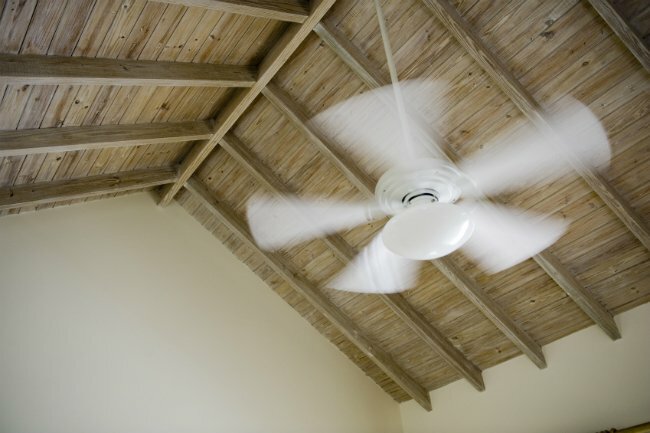 Как да балансирате таванния вентилатор