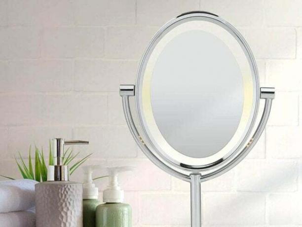 A melhor opção de espelho para maquiagem: espelho de maquiagem dupla face Conair Reflections