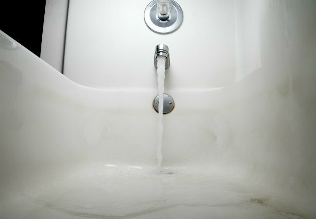 Kā aizsprostot dušas kanalizāciju