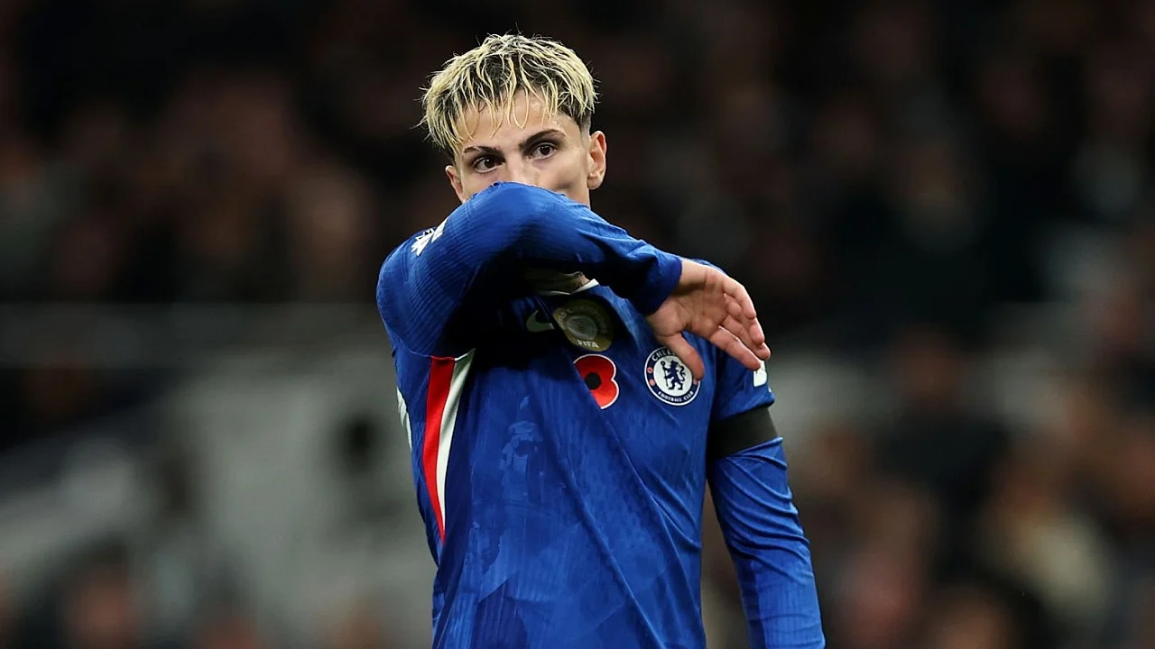 Alejandro Garnacho Diprediksi Dilepas Chelsea pada Musim Panas: Penyebab Keraguan Masa Depan Winger Muda