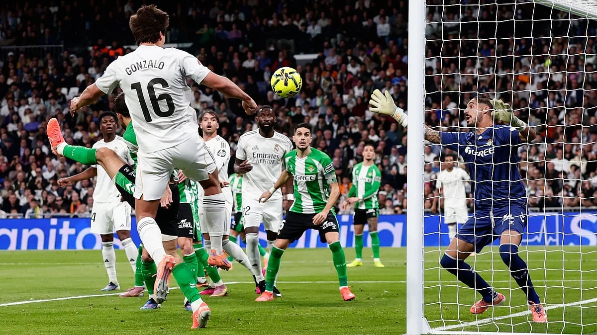 Alvaro Arbeloa Fokus Hadapi Real Madrid vs Real Betis, Abaikan Spekulasi Masa Depan
