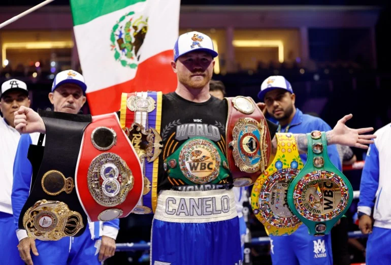 Canelo Alvarez Kembali ke Super Middleweight, Pilih Lawan Baru di Kelas 168 Pon