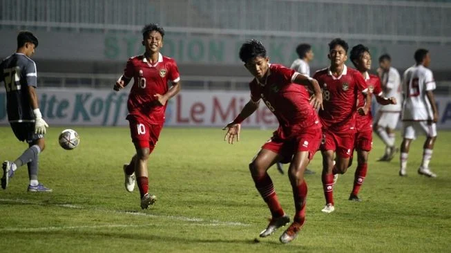 Drama Sepak Bola Indonesia dan Dunia: Paspoortgate, AFF U-17, dan Persaingan Liga Champions yang Membara
