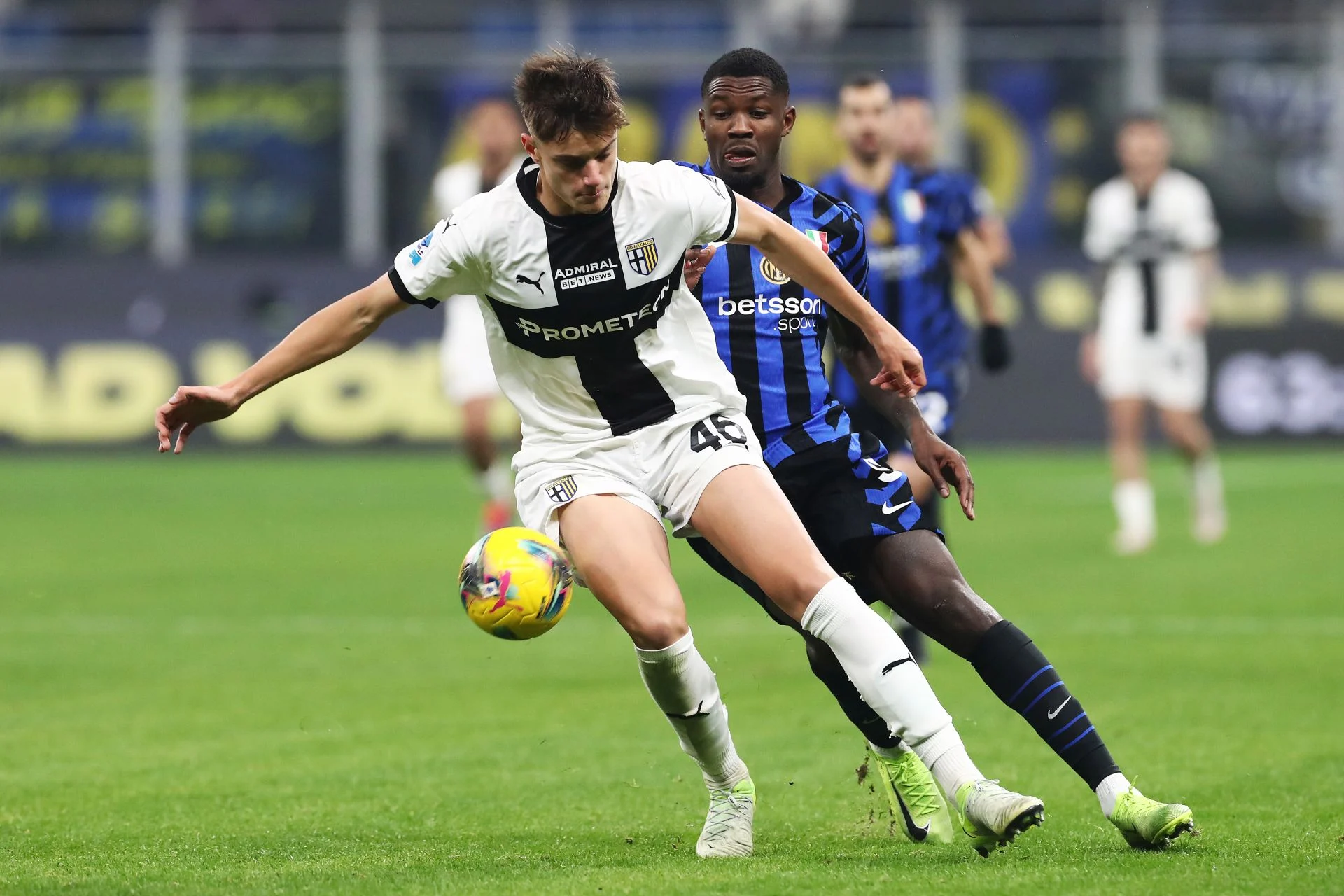 Inter Milan Kembali Mengejar Giovanni Leoni Usai Musim Suram di Liverpool