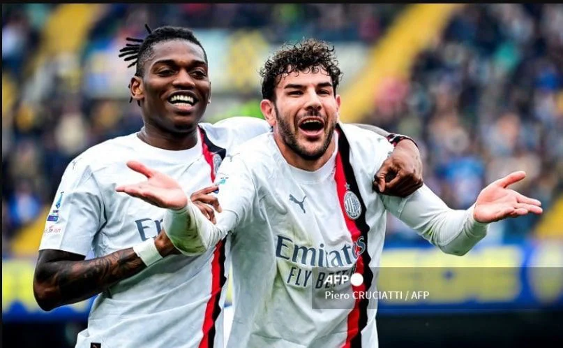 Kekerasan Suporter Verona: Nyanyian Rasis Verona Dilempar ke Mike Maignan dan Rafael Leão di Bentegodi