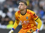 Kiper Cesena Jonathan Klinsmann Terkena Cedera Leher Parah Usai Tabrakan Keras di Serie B